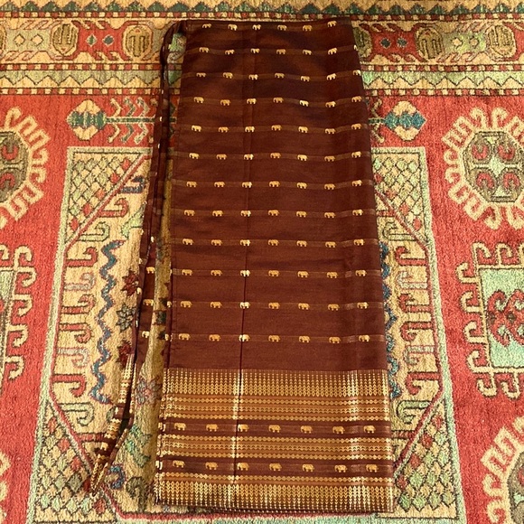 Thai Wrap Sarong - Picture 1 of 5